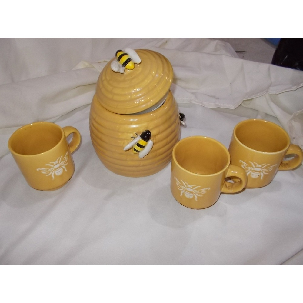 Ceramic Beehive Honey Pot with Lid and 3 Matching Bumblebee Mugs Yellow Set